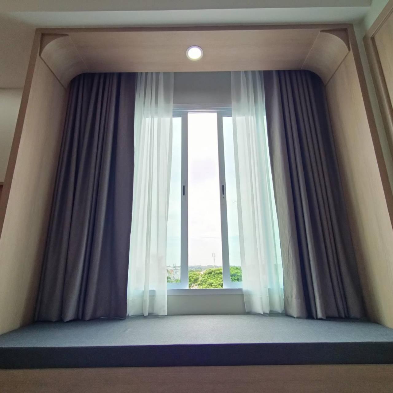 Mayflower Grande Suite Hotel Phitsanulok Exterior foto
